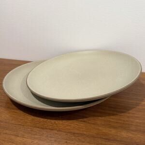 HEATH Ceramics Sandlewood Tan Coupe Shape Dinner Plates 11” Set Of 2 California